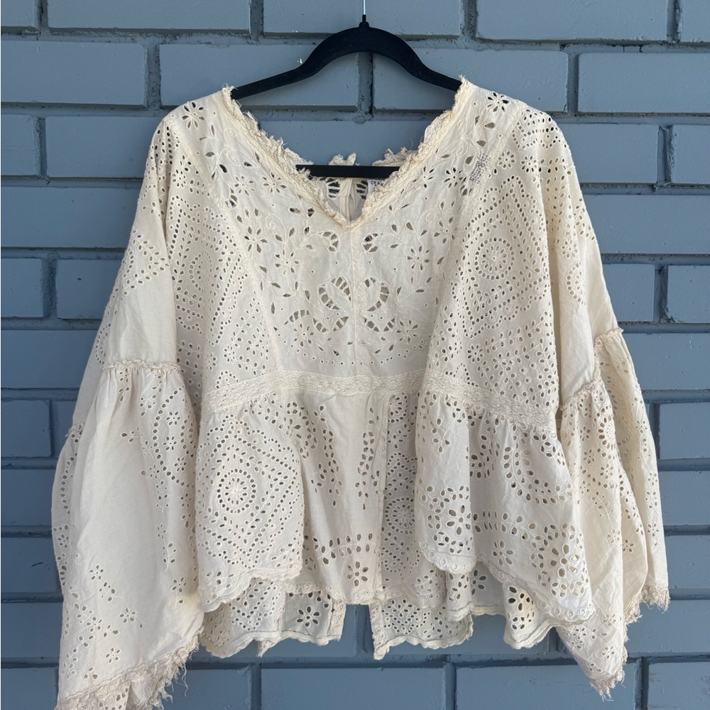 Magnolia Pearl Eyelit Selah Blouse NWOT